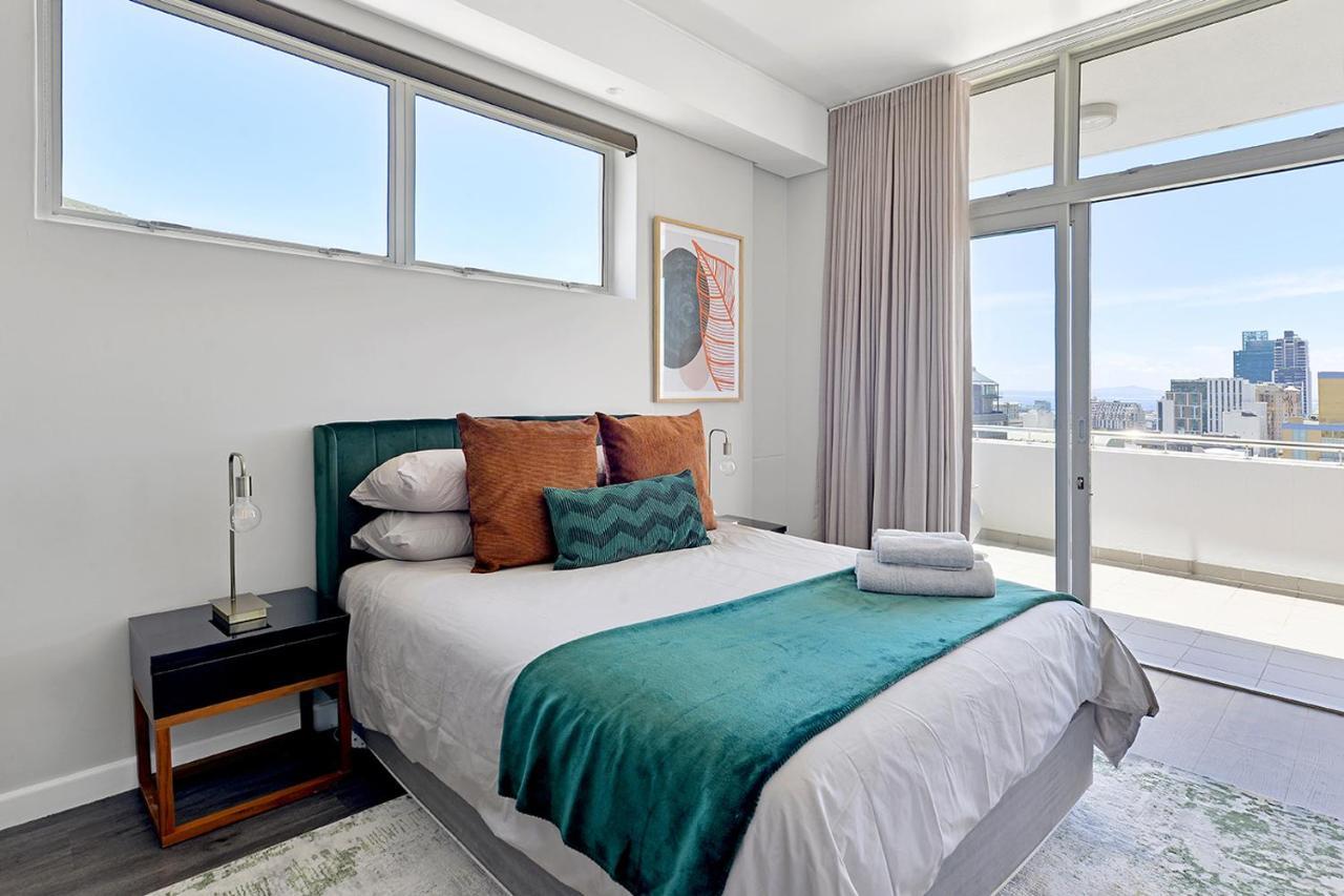 Lyra - Chic Urban Living In The Heart Of Apartment Cape Town